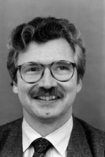 Dr. Eduard Strauss